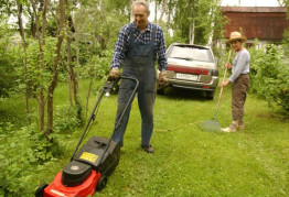 Як продати свою частину будинку, якщо сусід не пускає на поріг?